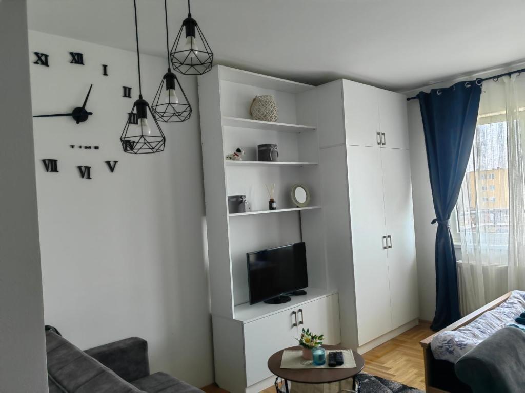 Road Warriors Apartment Subotica Buitenkant foto